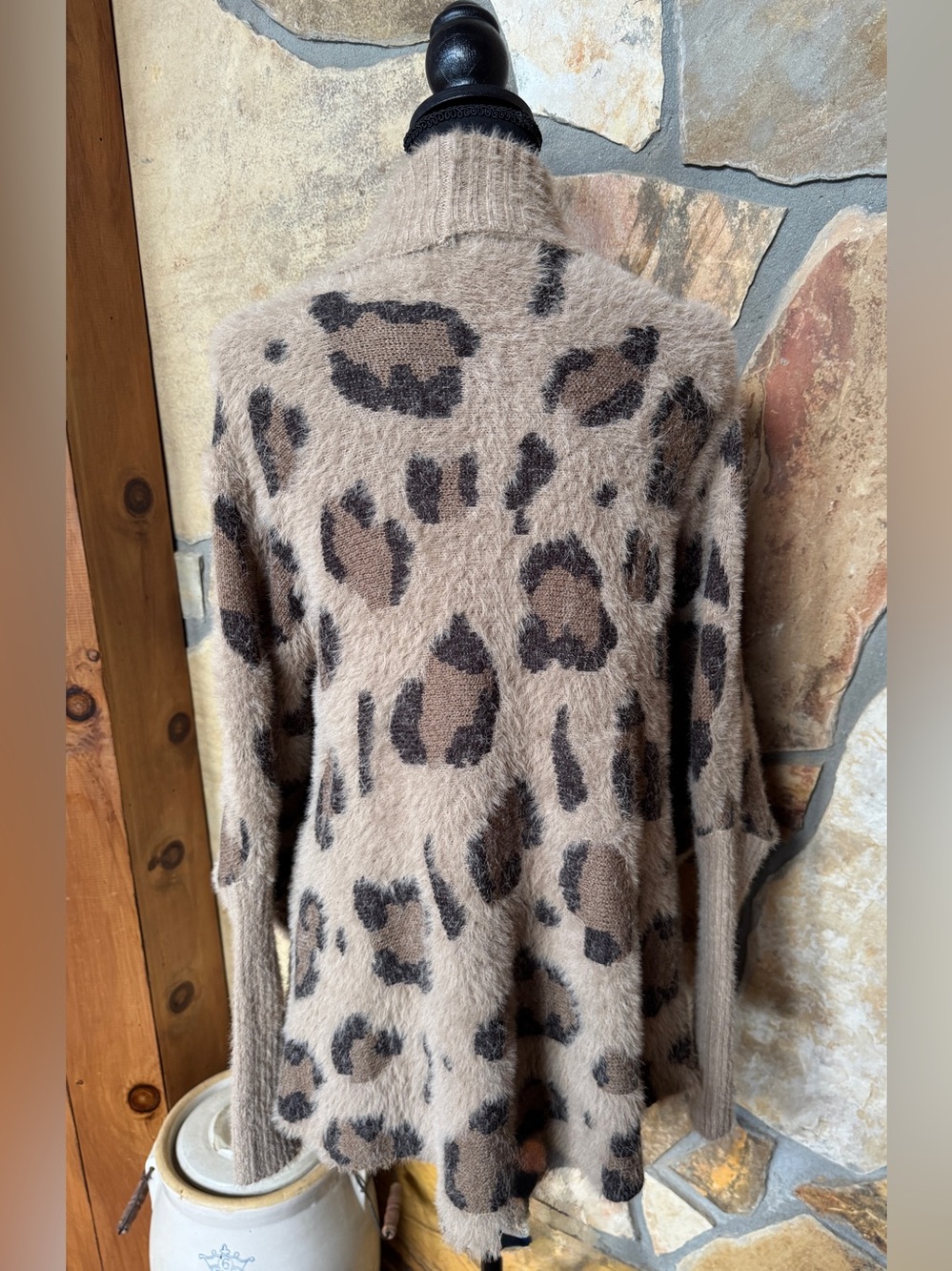 Pink Lily Leopard Open Front Cardigan Dolman Sleeves Relaxed Fit Soft & Cozy (S) - Picture 5 of 16